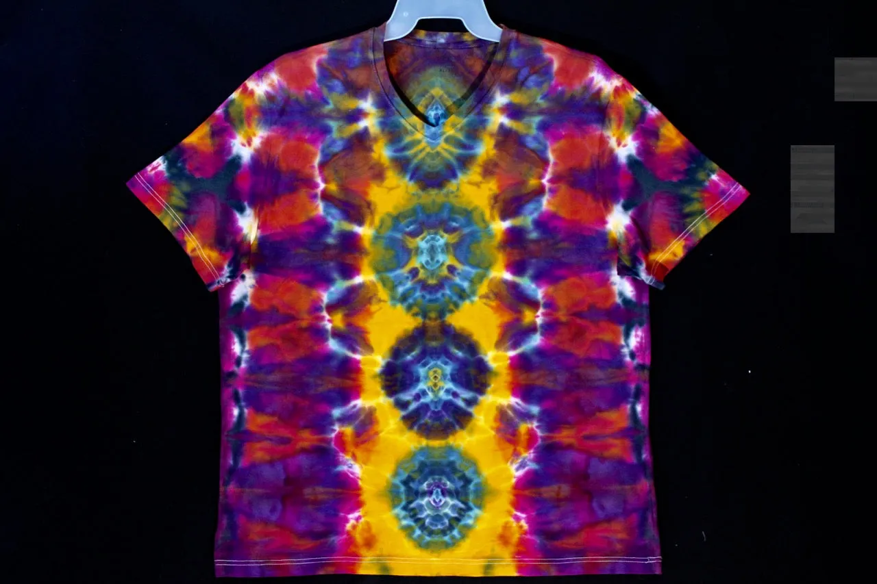 Men's soft stretch V neck T shirt XL #2621 Scarab Totem design $90