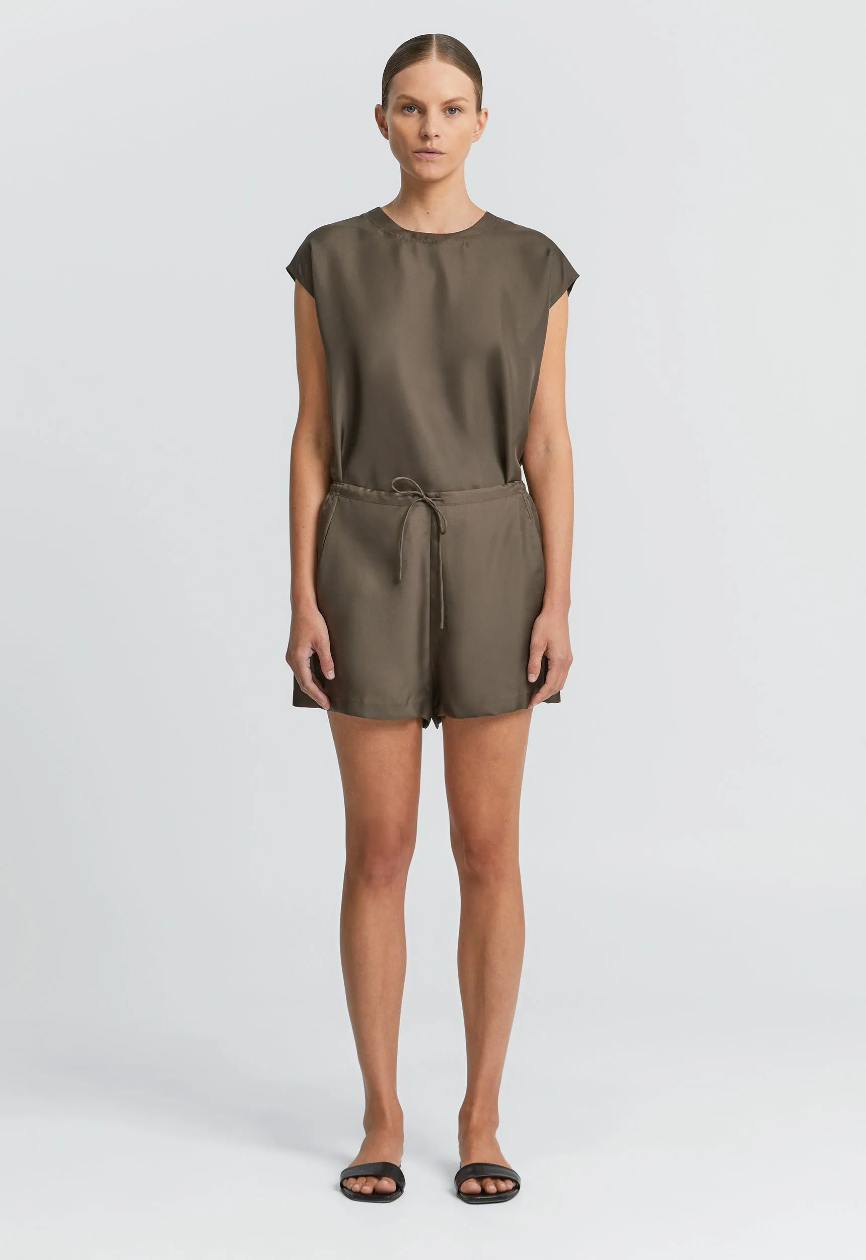 Rae Silk Short - Bear